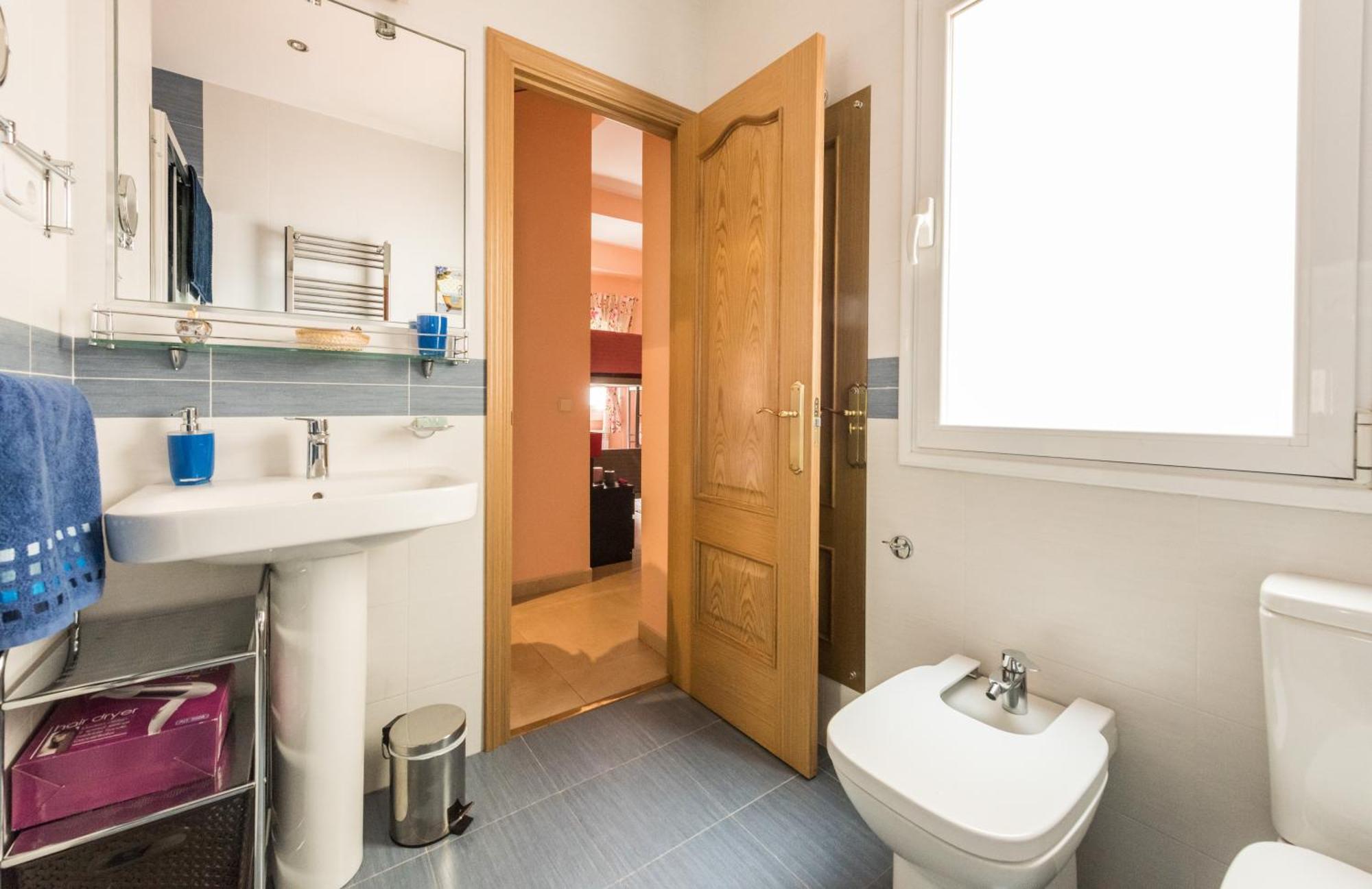 Apartamentos Madrid Xxxiii - Alojamiento De Temporada Quarto foto