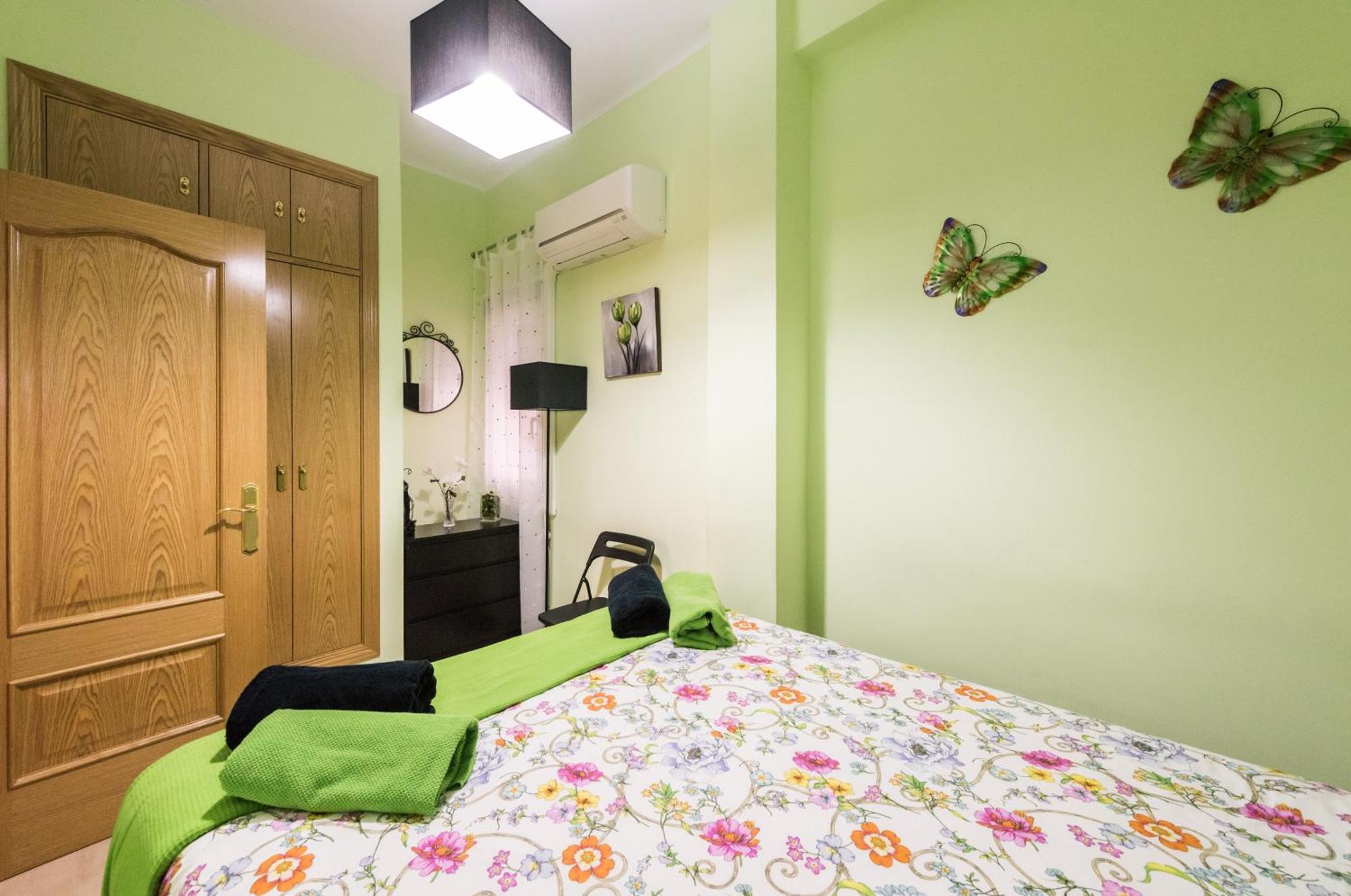 Apartamentos Madrid Xxxiii - Alojamiento De Temporada Quarto foto